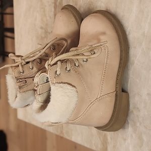 Dolce Vita toddler boot size 6